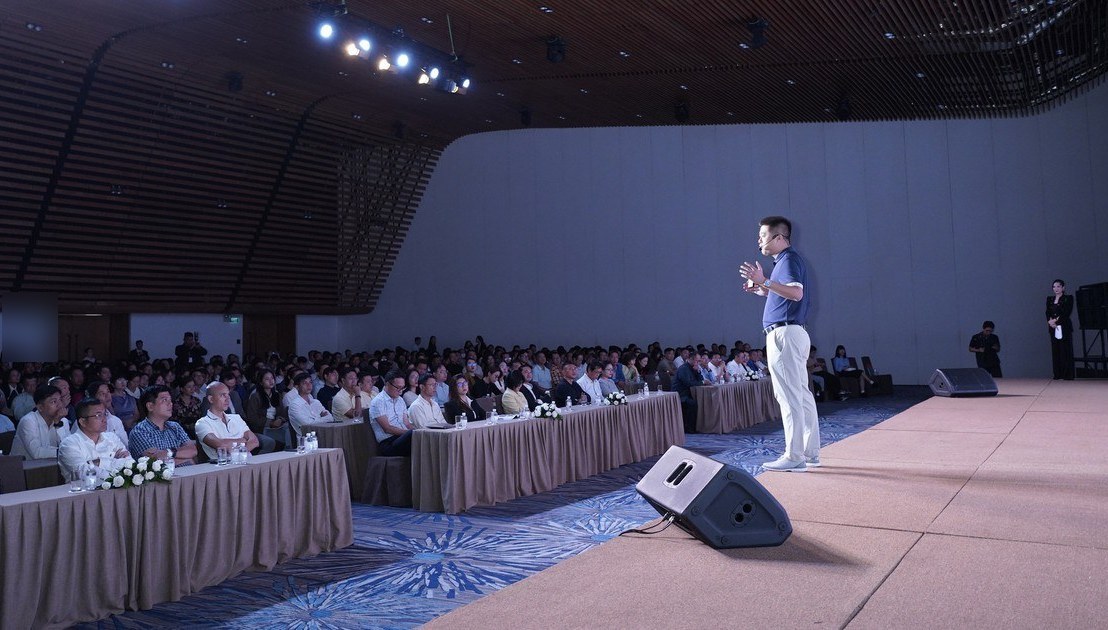 Doanh nghiệp Việt Nam tại một sự kiện công nghệ về trí tuệ nhân tạo và tự động hóa