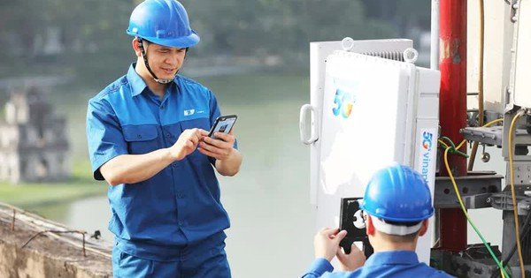 Kỹ thuật viên vận hành hạ tầng mạng không dây