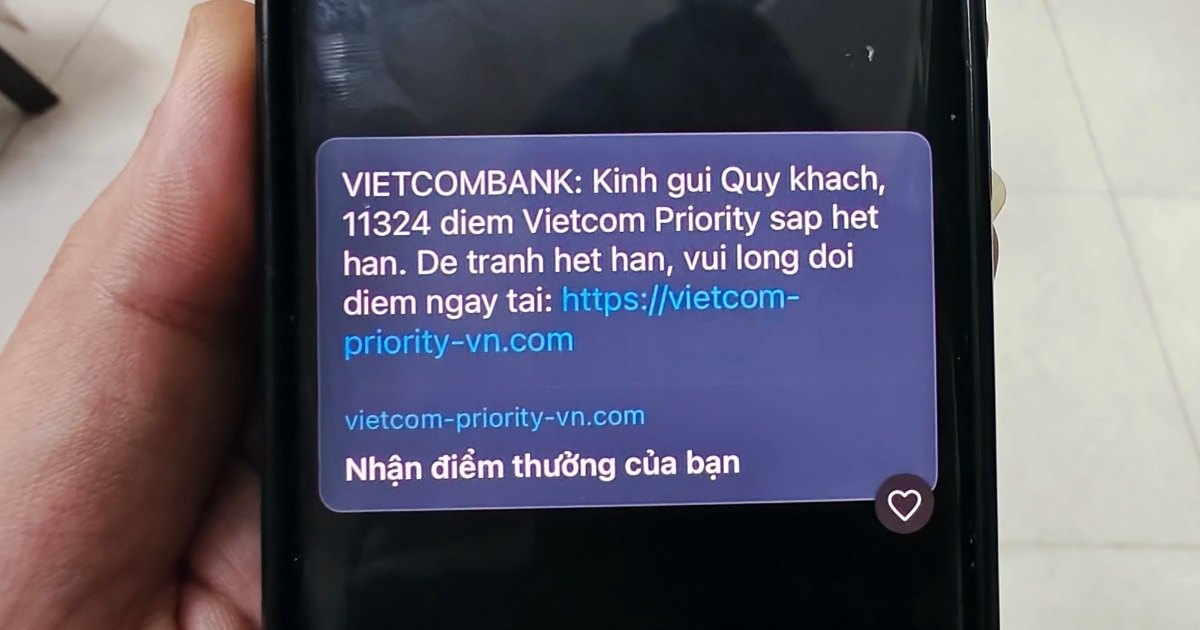 Tin nhắn giả mạo ngân hàng chứa đường liên kết lừa đảo