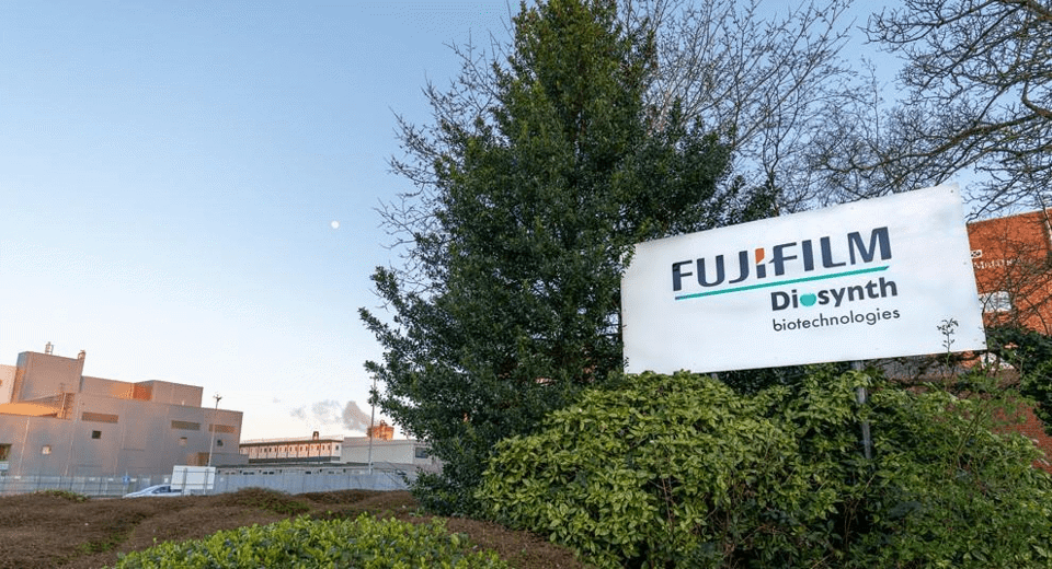 Fuji Xerox và FUJIFILM Apeos có liên quan gì? Fuji Xerox và FUJIFILM Apeos có liên quan gì?