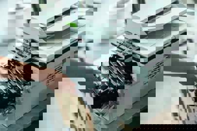 Hướng dẫn lắp đặt máy in Brother DCP-B7640DW cho văn phòng và doanh nghiệp